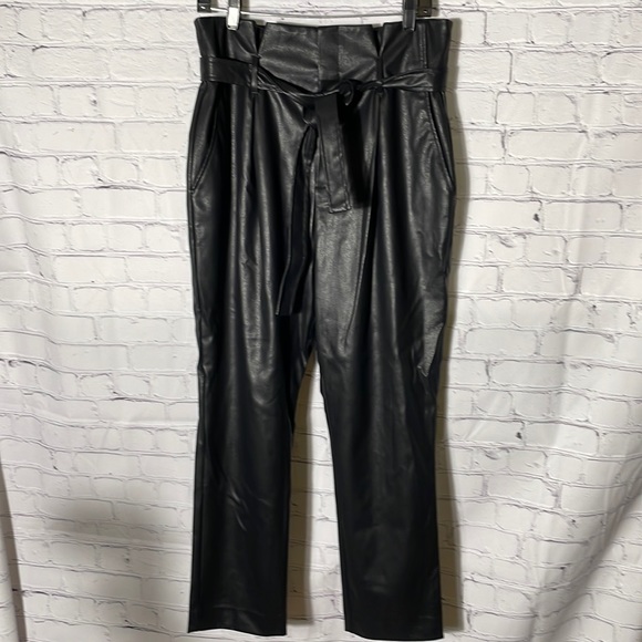 Dkny Pants - DKNY sz 10 paper bag waist black faux leather pants WP170